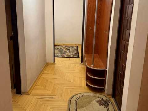 квартира за адресою Паркова вул., 8