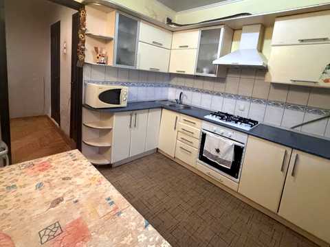 квартира за адресою Паркова вул., 8