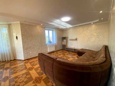 будинок за адресою с. Крюківщина, Квіткова вул., 16