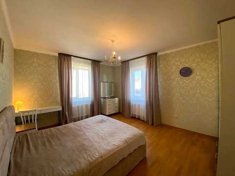 будинок за адресою с. Крюківщина, Квіткова вул., 16
