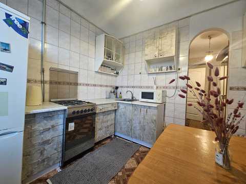 квартира за адресою Волоська вул., 42