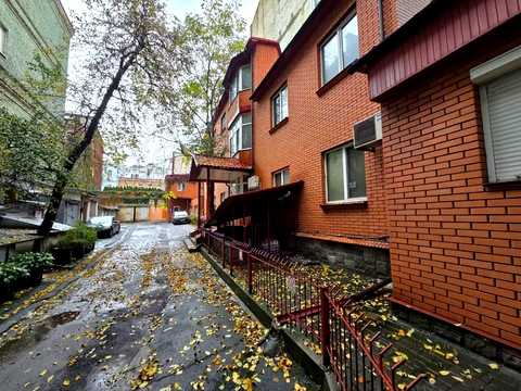 коммерческая по адресу Большая Васильковская ул. (Красноармейская), 28Б