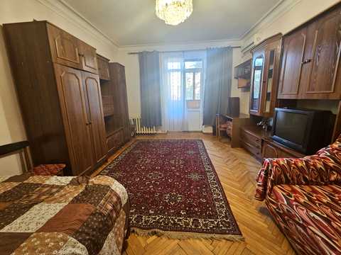 квартира за адресою Волоська вул., 42