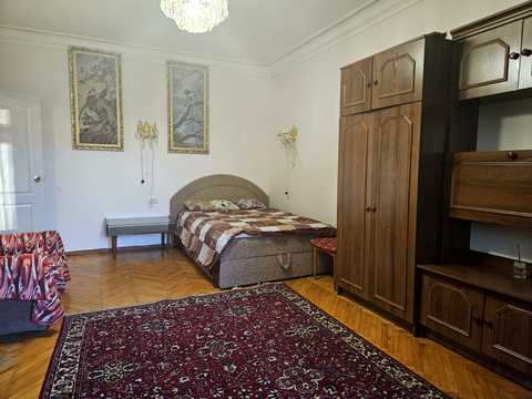 квартира за адресою Волоська вул., 42