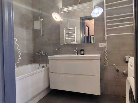 квартира за адресою Перлинна вул., 6