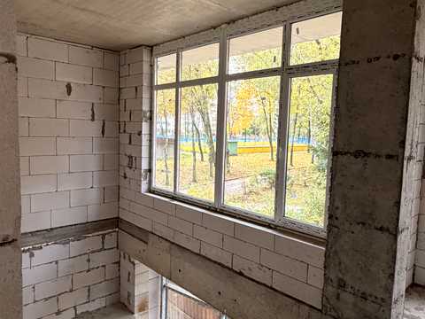 коммерческая по адресу Космонавтов просп., 76