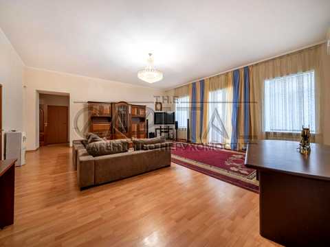 комерційна за адресою Софіївська пл., 4