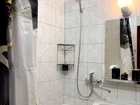 квартира за адресою Академіка Богомольця вул., 8-А