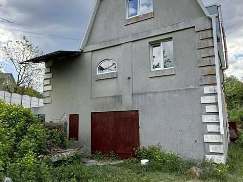 дом по адресу Озерна