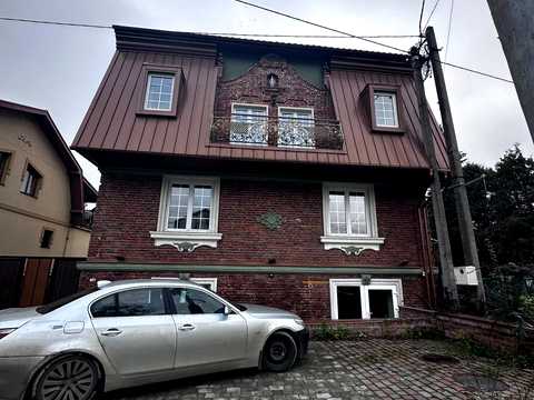 комерційна за адресою Городоцька вул., 227