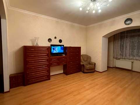 квартира за адресою Канатна вул., 130а