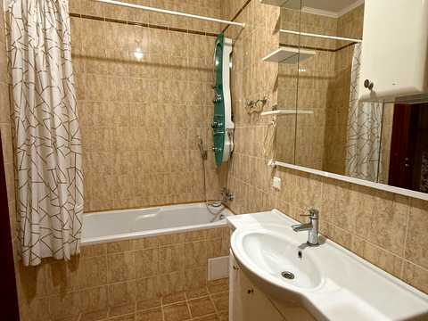 квартира за адресою Канатна вул., 130а