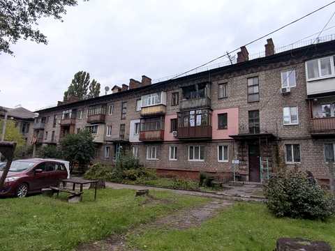 квартира за адресою Квітів вул., 12