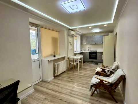квартира за адресою Криворізька вул., 16-А