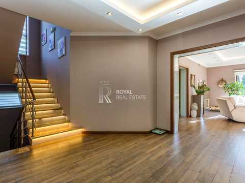 будинок за адресою Максима Рильського вул.