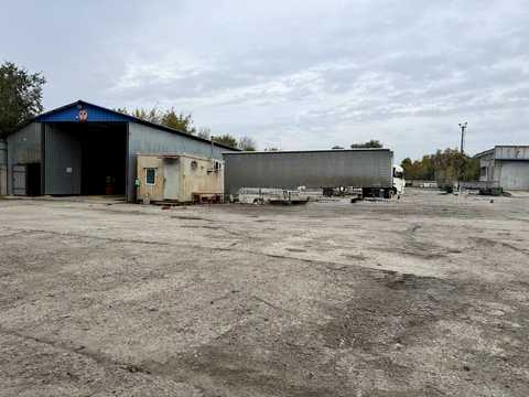 комерційна за адресою Чорних Запорожців вул. (Бориса Кротова), 24