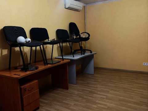 комерційна за адресою Чернишевська вул., 85