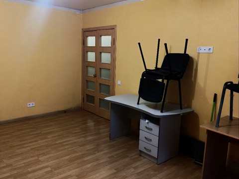 комерційна за адресою Чернишевська вул., 85