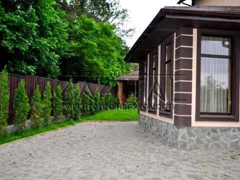 будинок за адресою Київ, Берестейське шосе (Брест-Литовське)