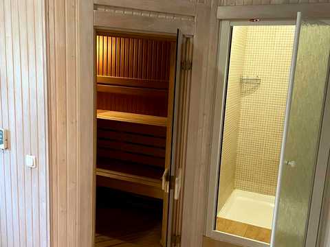 дом по адресу Киев, Смородиновая ул.