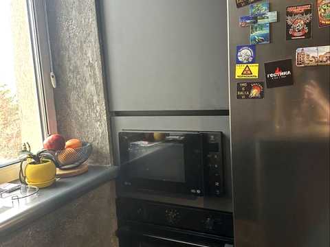1879751943038917