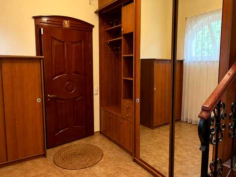 будинок за адресою Рідна, 104А