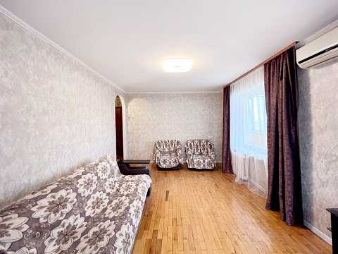 квартира за адресою Будівельників вул., 12