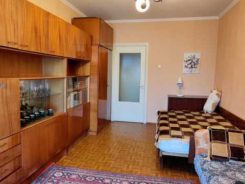 квартира за адресою Київ, Анни Ахматової вул., 43
