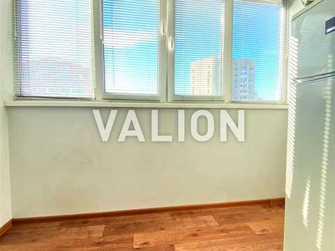 квартира за адресою Софії Русової вул., 1