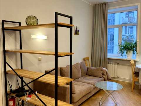 квартира за адресою Заньковецької вул., 10