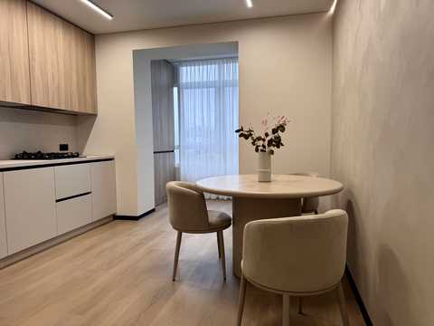 квартира за адресою Приозерна вул., 25