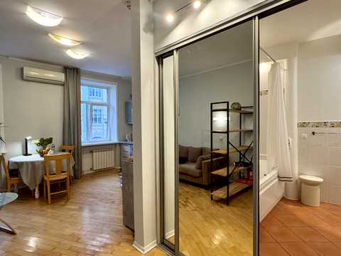 квартира за адресою Заньковецької вул., 10