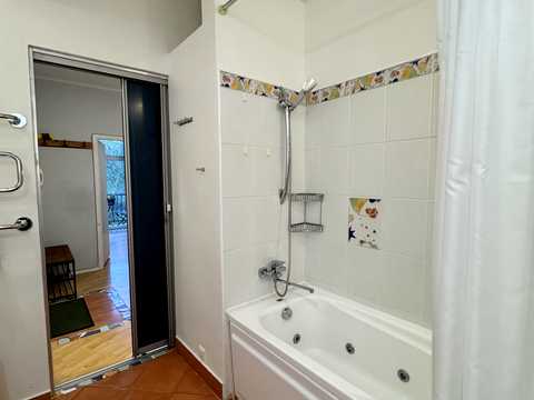 квартира за адресою Заньковецької вул., 10