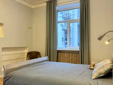 квартира за адресою Заньковецької вул., 10