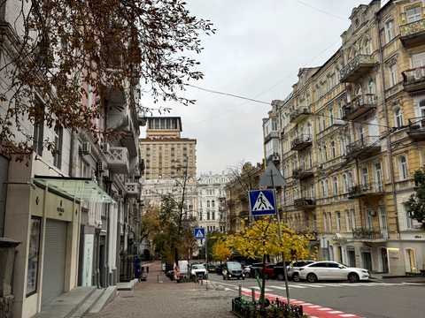 квартира за адресою Заньковецької вул., 10