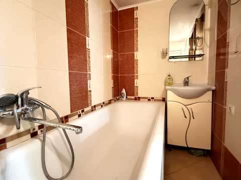 кімната за адресою Гетьмана Петра Дорошенка вул. (Жовтнева), 29