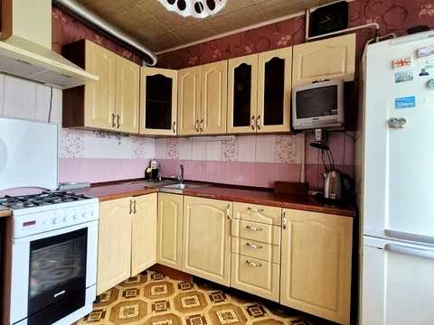 квартира за адресою Героїв просп., 4