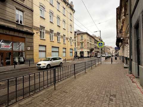 кімната за адресою Гетьмана Петра Дорошенка вул. (Жовтнева), 29