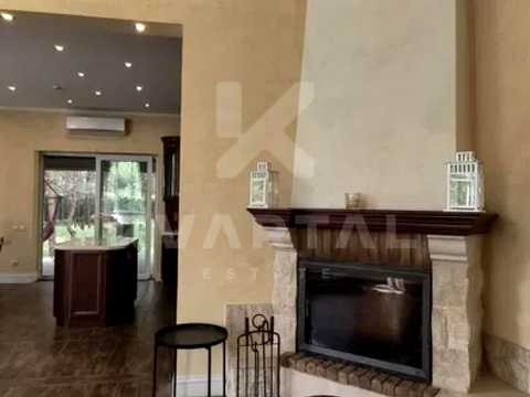 будинок за адресою с. Петрушки, Дзвінкова