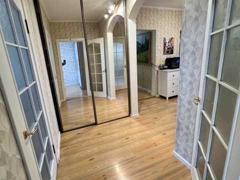 квартира по адресу Анны Ахматовой ул., 43