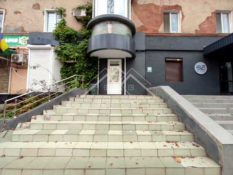 коммерческая по адресу Университетский просп. (Гагарина), 30