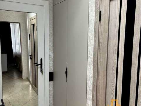 квартира за адресою Ужгород, Сергія Мартина вул. (Паризької Комуни), 4