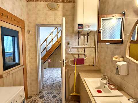дом по адресу Коростенская ул.