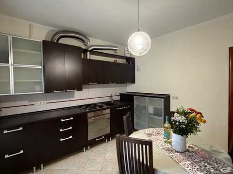 квартира за адресою Роксоляни вул., 81