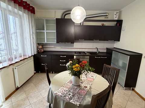 квартира за адресою Роксоляни вул., 81