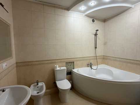 квартира за адресою Роксоляни вул., 81