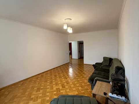 квартира за адресою Роксоляни вул., 81