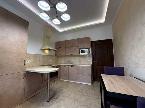 квартира за адресою Академіка Філатова вул., 2/1