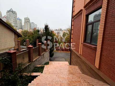 комерційна за адресою Кудряшова пров., 10Г