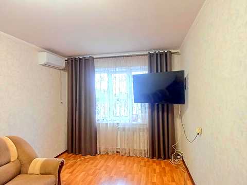 квартира за адресою Льотна вул. (Червоногвардійська), 25б